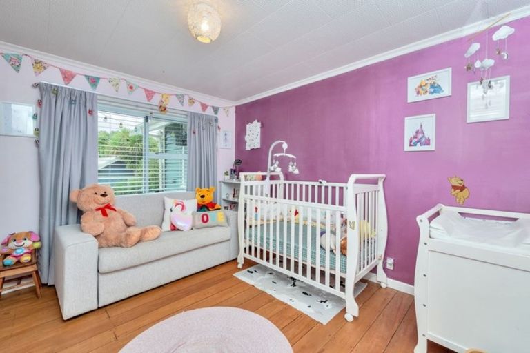 Photo of property in 29 Rimu Street, Helensville, 0800