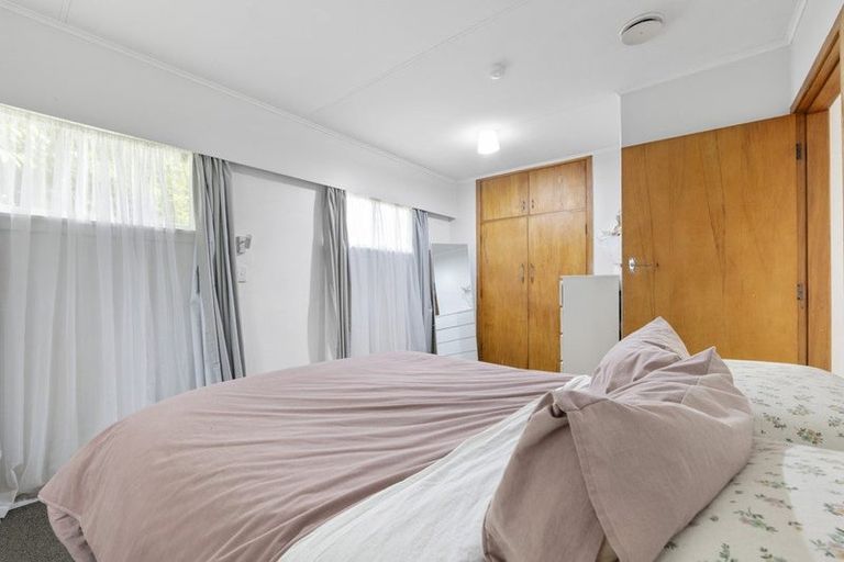 Photo of property in 8 Fyson Place, Hawera, 4610