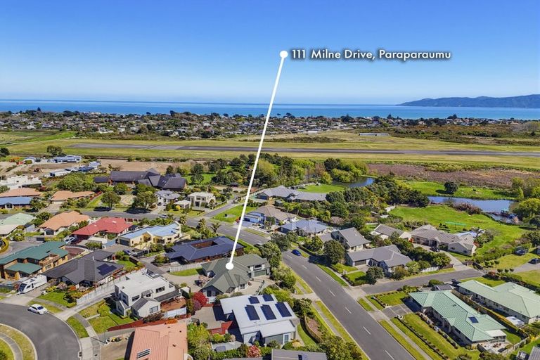 Photo of property in 111 Milne Drive, Paraparaumu, 5032
