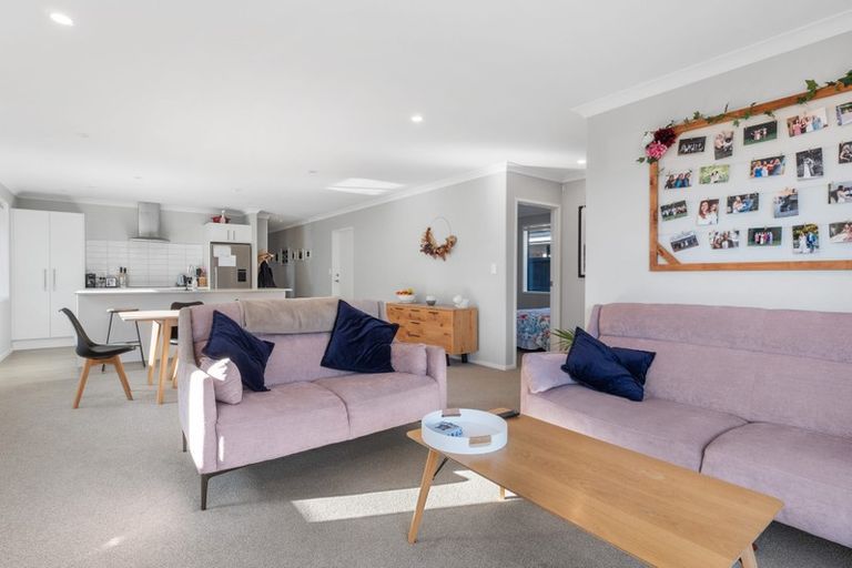 Photo of property in 3 Tamapahore Boulevard, Papamoa Beach, Papamoa, 3118