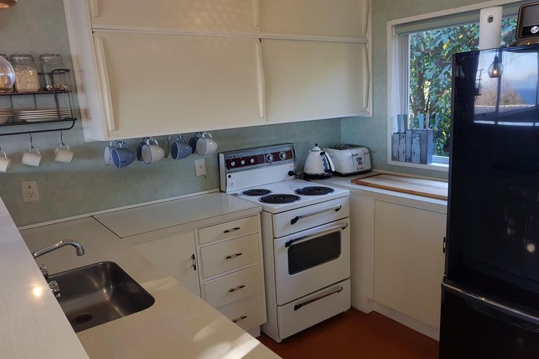Photo of property in 2/773 Acacia Bay Road, Acacia Bay, Taupo, 3330