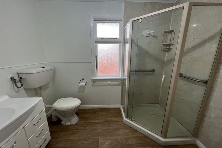 Photo of property in 38 Aberdeen Avenue, Takaro, Palmerston North, 4412