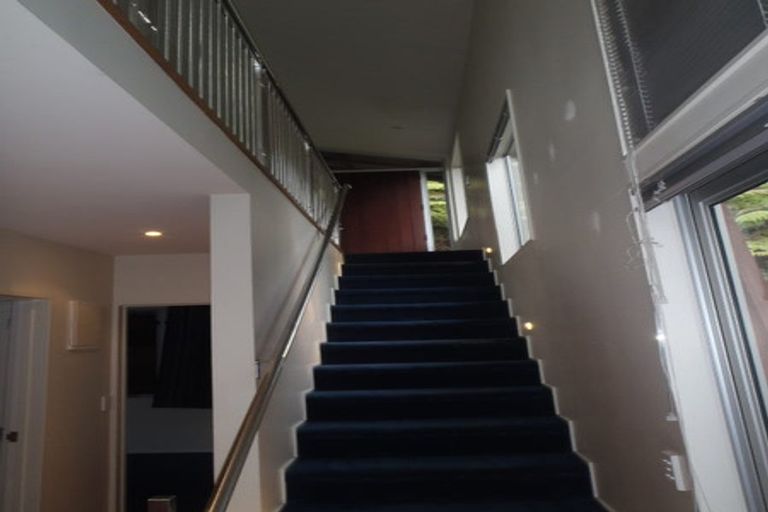 Photo of property in 29 Takahe Road, Titirangi, Auckland, 0604