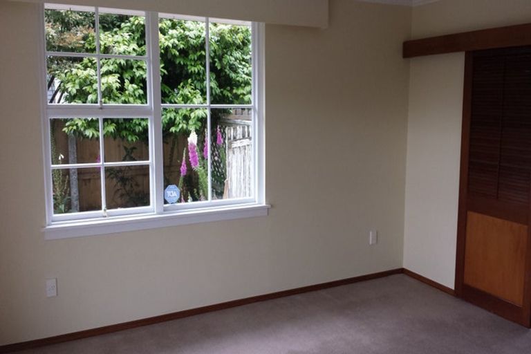 Photo of property in 35 Allard Street, Edgeware, Christchurch, 8013