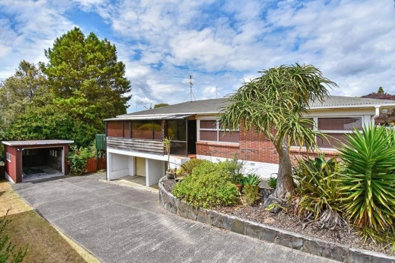 Photo of property in 34 Lawrence Crescent, Hillpark, Auckland, 2102