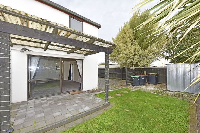 Photo of property in 6/96 Poulson Street, Addington, Christchurch, 8024