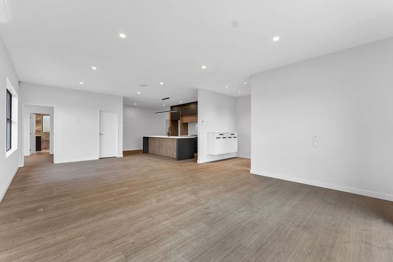 Photo of property in 15 Piedmonte Avenue, Pokeno, 2402