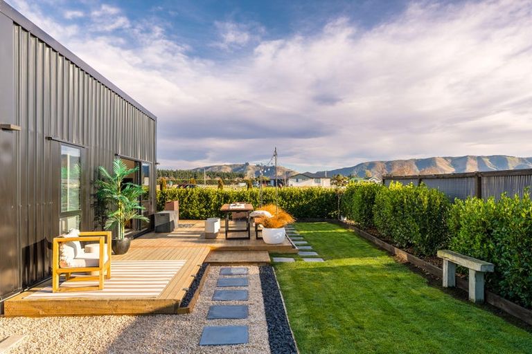 Photo of property in 8 Minnie Street, Waimate, 7980