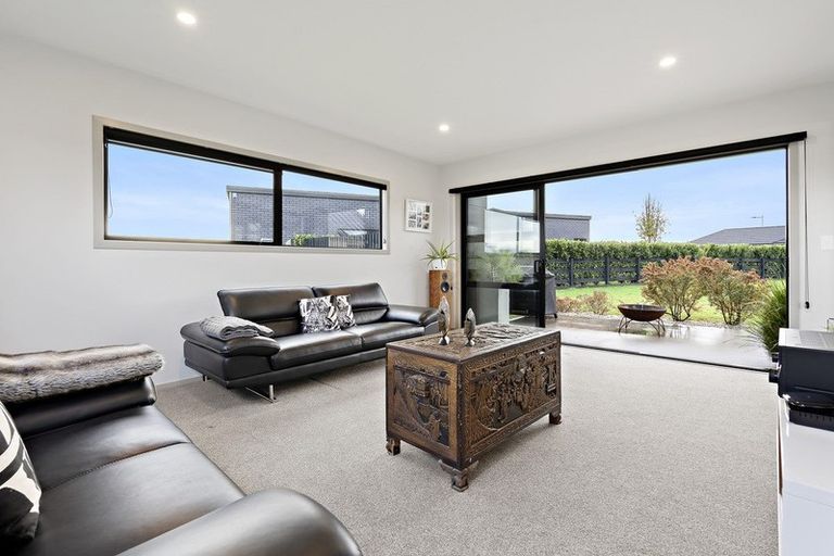 Photo of property in 16 Kaniera Terrace, Cambridge, 3434