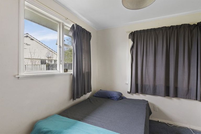 Photo of property in 8 Purbeck Place, Aranui, Christchurch, 8061