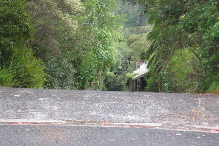 Property details for 2 Glenbush Place, Birkenhead, Auckland, 0626