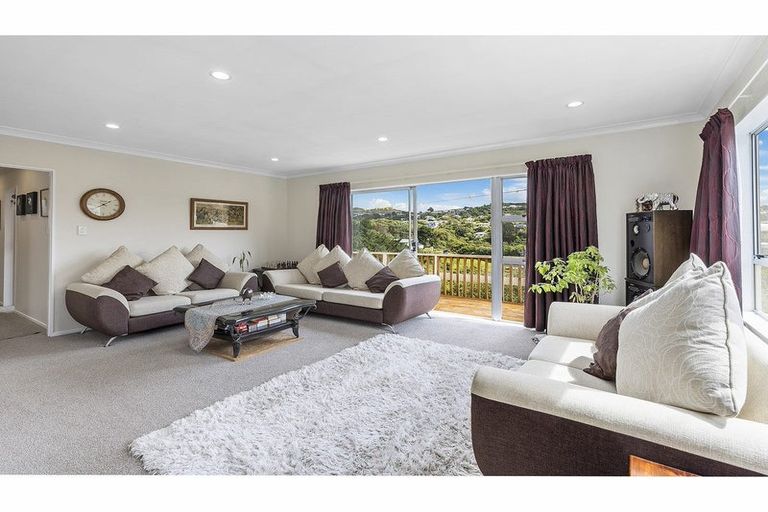 Photo of property in 99 Helston Road, Paparangi, Wellington, 6037