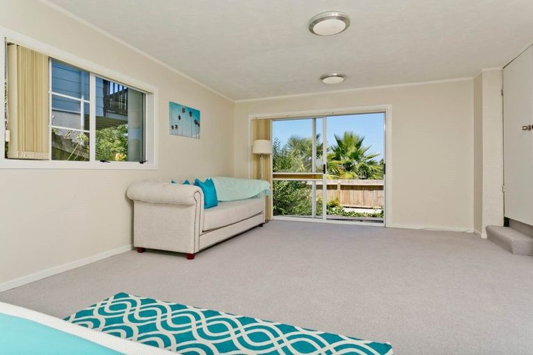 Photo of property in 88 Stapleford Crescent, Browns Bay, Auckland, 0630