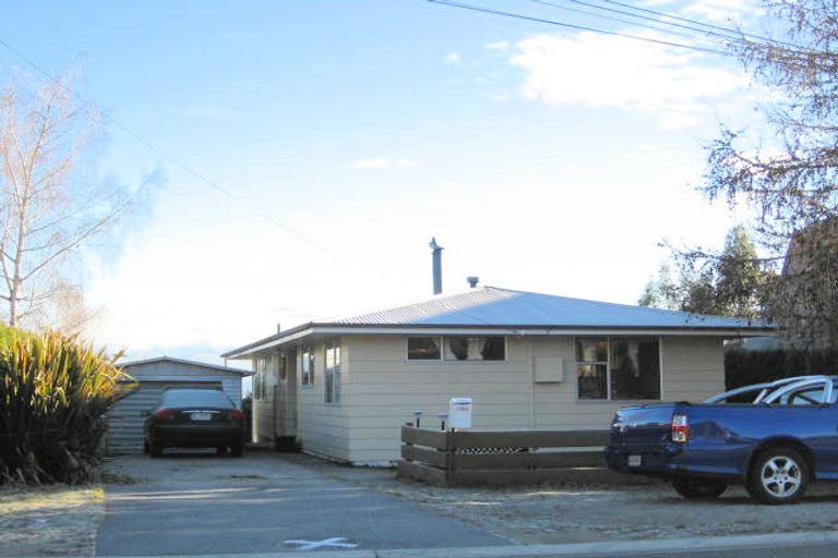 Photo of property in 185 Warren Street, Wanaka, 9305