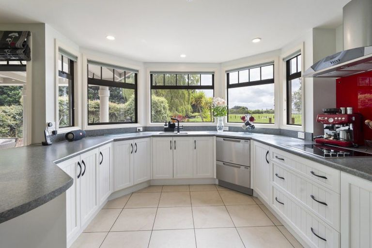 Photo of property in 456 Stoney Creek Road, Kelvin Grove, Palmerston North, 4470