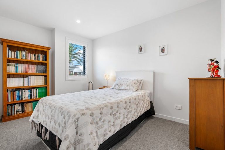 Photo of property in 100 Buckley Avenue, Hobsonville, Auckland, 0616