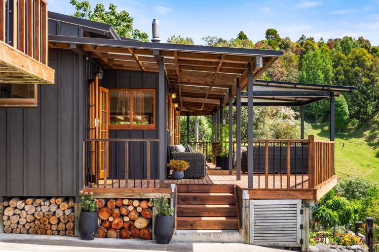 Photo of property in 313 Hill Road, Eskdale, Napier, 4182