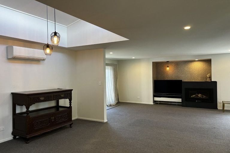 Photo of property in 2a Busby Hill, Havelock North, 4130