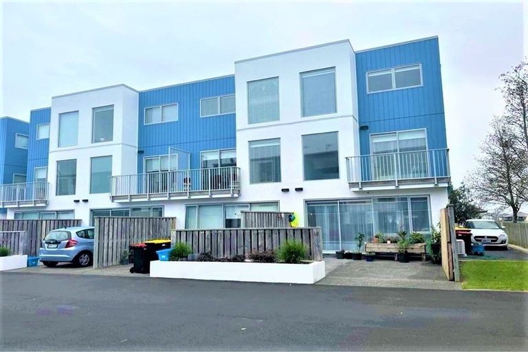 Photo of property in 31 Reynolds Place, Papamoa Beach, Papamoa, 3118