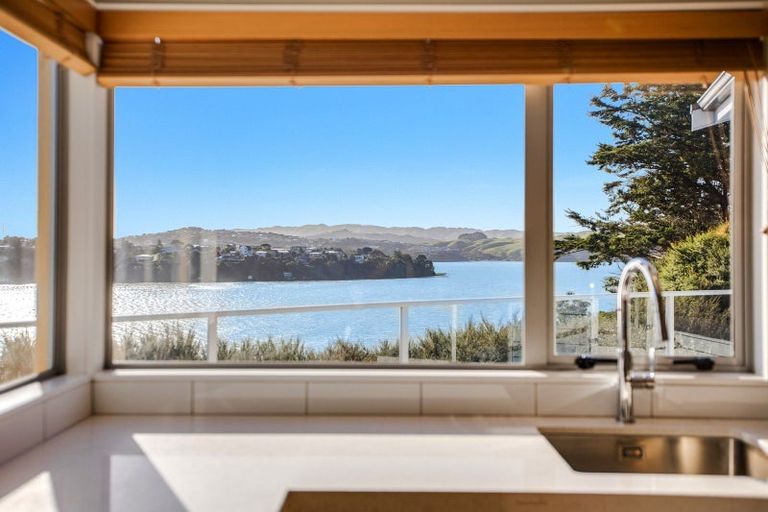 Photo of property in 18 Leeward Drive, Whitby, Porirua, 5024