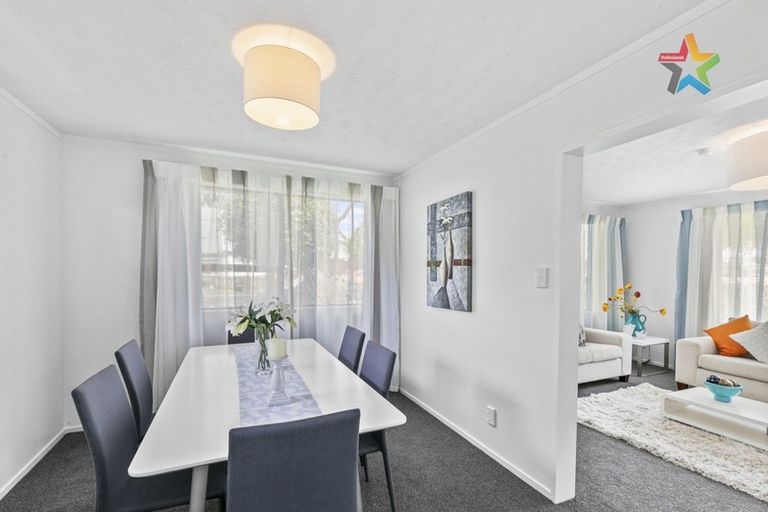 Photo of property in 9a Birdwood Road, Waterloo, Lower Hutt, 5011