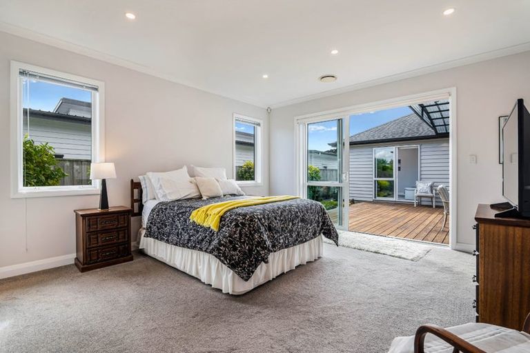 Photo of property in 15 Flavell Drive, Orewa, 0931