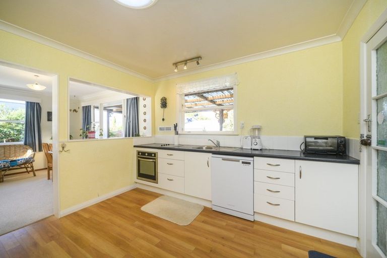 Photo of property in 8 Conway Place, Terrace End, Palmerston North, 4410
