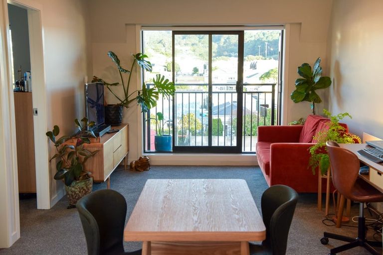Photo of property in 8/11f Newtown Avenue, Newtown, Wellington, 6021