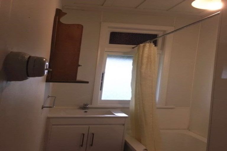 Photo of property in 975 Paerata Road, Paerata, Pukekohe, 2676