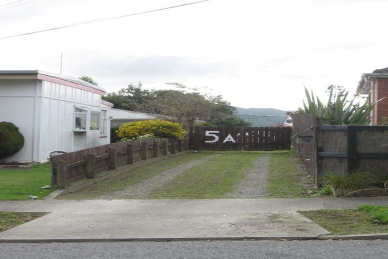 Photo of property in 5a Buller Grove, Naenae, Lower Hutt, 5011