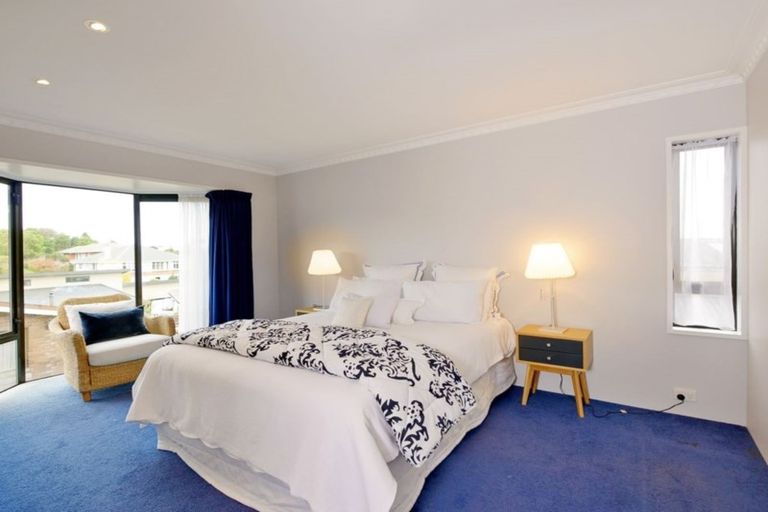 Photo of property in 110 Larnach Road, Vauxhall, Dunedin, 9013