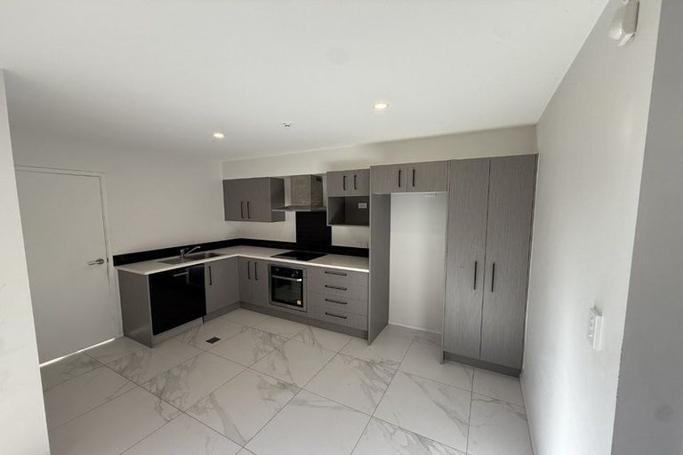 Photo of property in 22 Fort Lincoln Loop, Karaka, Papakura, 2113