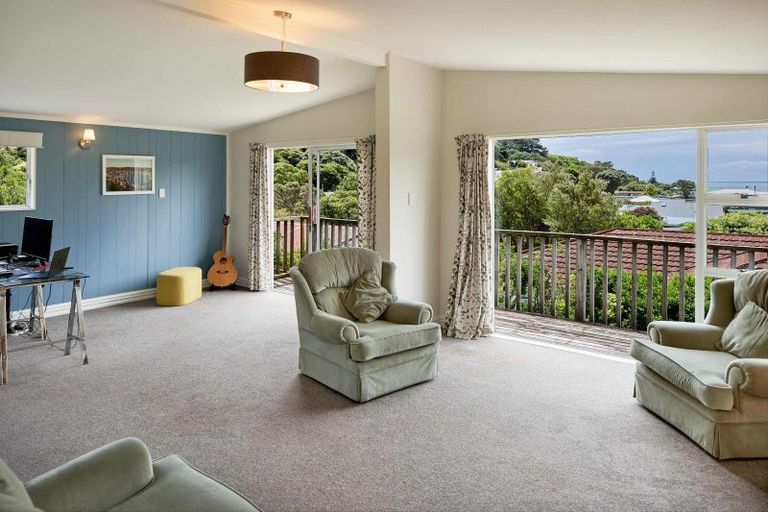Photo of property in 72 Rawhiti Road, Pukerua Bay, 5026