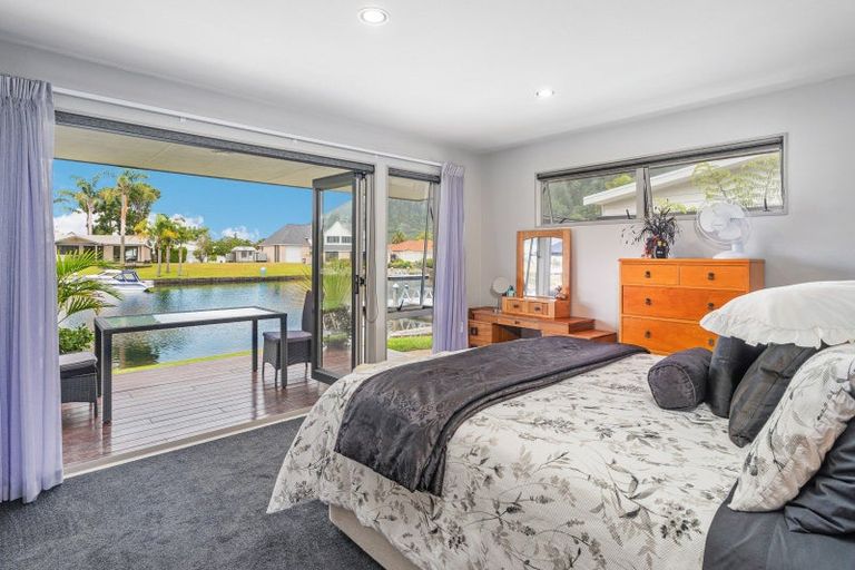 Photo of property in 124 Motu Grande, Pauanui, Hikuai, 3579