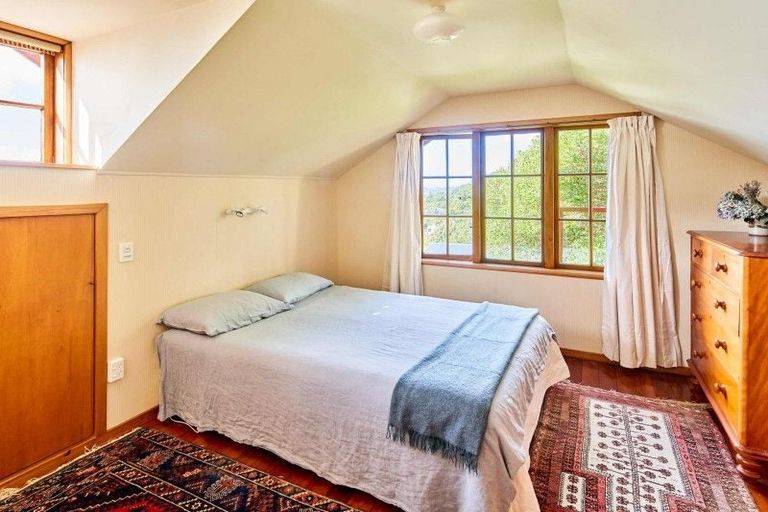 Photo of property in 57 Grafton Road, Roseneath, Wellington, 6011