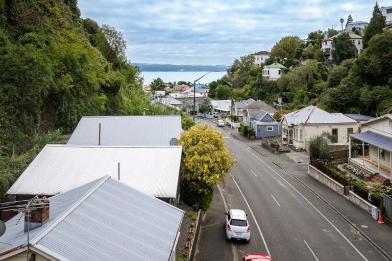 Photo of property in 118 Shakespeare Road, Bluff Hill, Napier, 4110