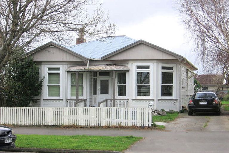 Photo of property in 11 Ada Street, Hokowhitu, Palmerston North, 4410