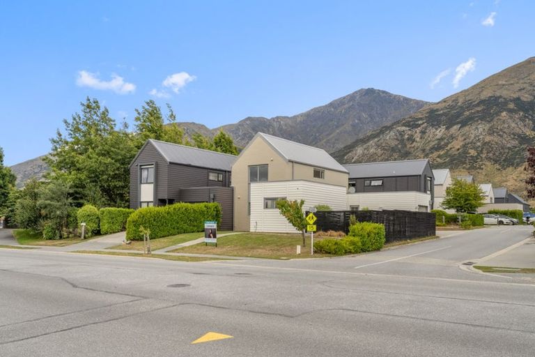 Photo of property in 4b Onslow Road, Lake Hayes, Queenstown, 9304