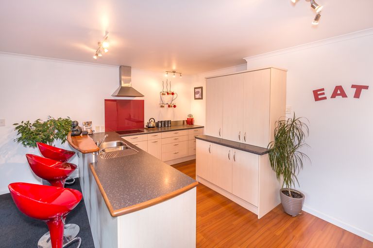Photo of property in 15 Dunster Street, Burnside, Christchurch, 8053