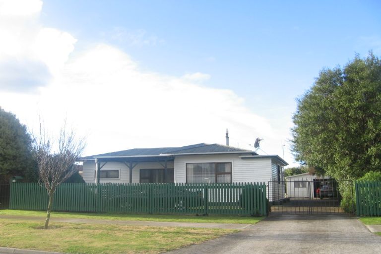 Photo of property in 902 Avenue Road East, Parkvale, Hastings, 4122