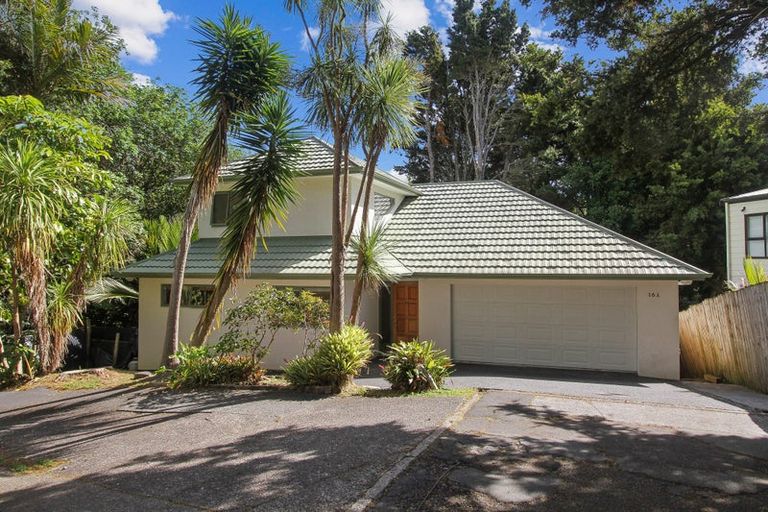 Photo of property in 16a Kingsclere Place, Goodwood Heights, Auckland, 2105