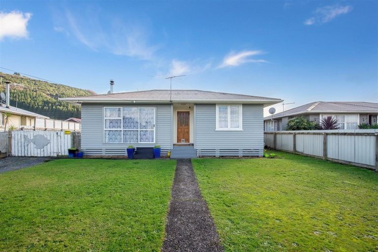 Photo of property in 9 Kea Street, Selwyn Heights, Rotorua, 3015