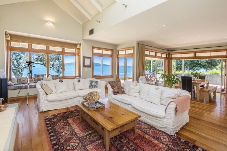 Photo of property in 48 Cheltenham Road, Devonport, Auckland, 0624