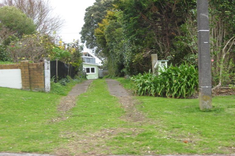 Photo of property in 40a Mcfarlane Street, Oakura, 4314