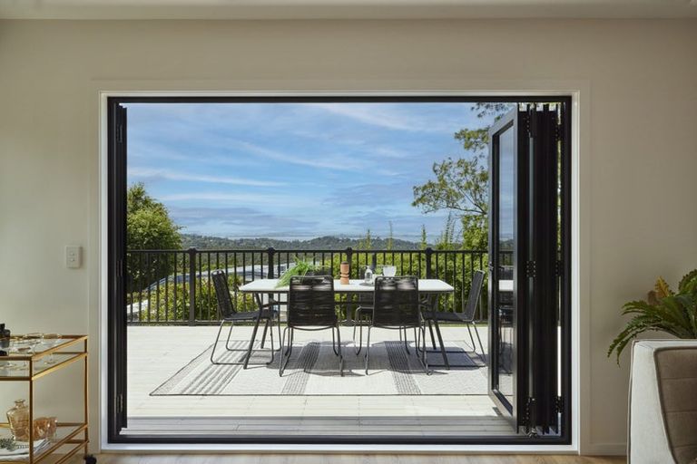 Photo of property in 436 Huia Road, Laingholm, Auckland, 0604