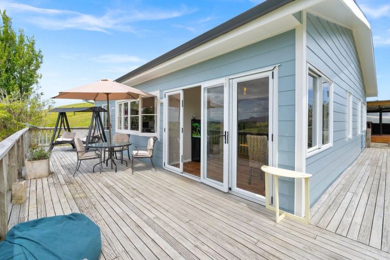 Photo of property in 25 Mapuna Road, Tangiteroria, 0381