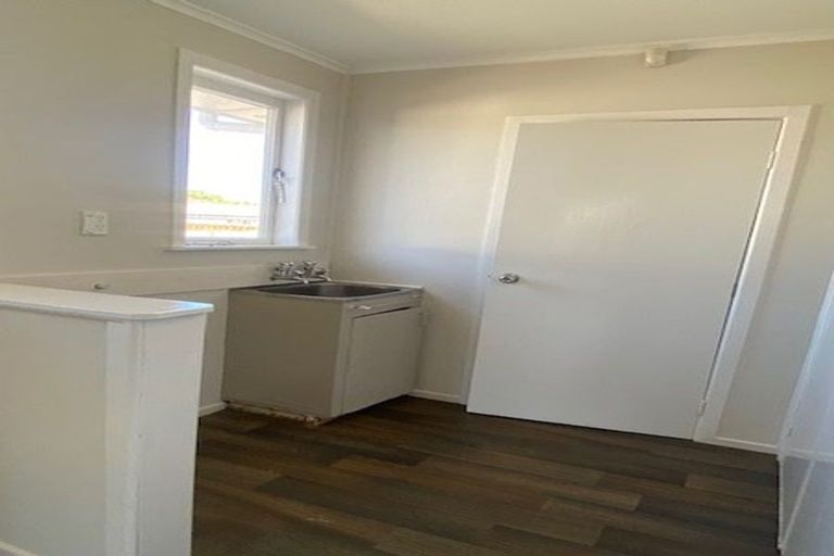 Photo of property in 53a Rollerson Street, Papakura, 2110