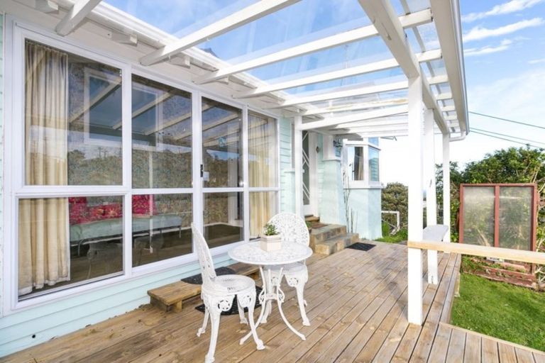 Photo of property in 5 Mana Street, Vogeltown, Wellington, 6021