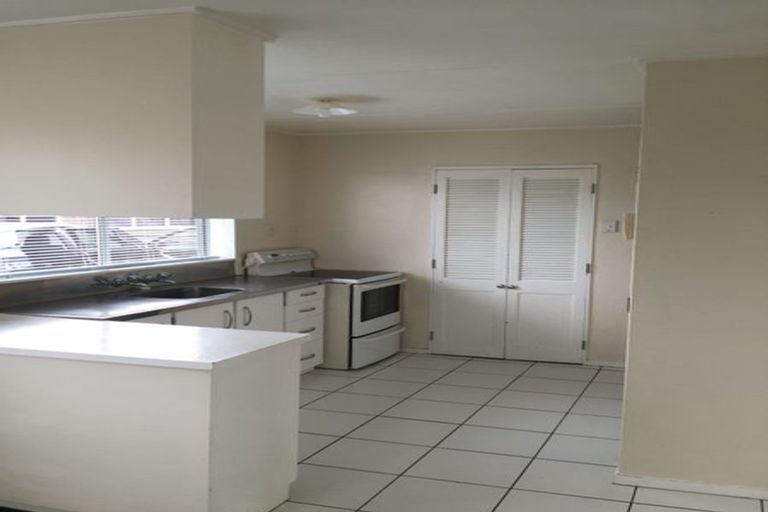 Photo of property in 42 Acacia Street, Kelvin Grove, Palmerston North, 4414