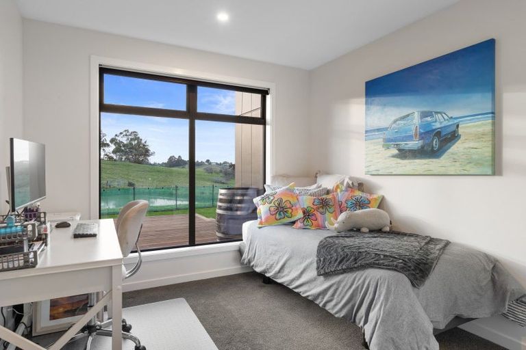 Photo of property in 64 Les Wakefield Road, Mapua, 7005